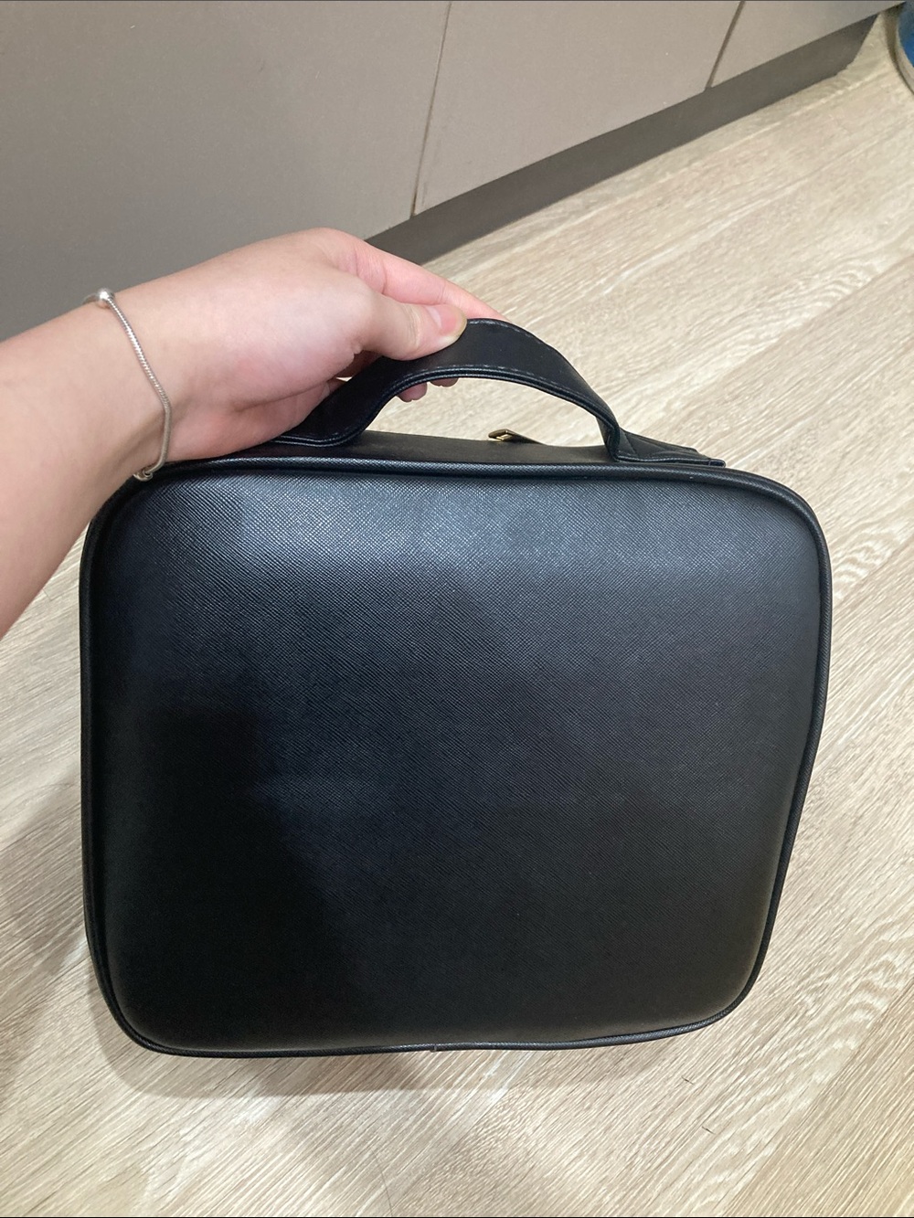 Black Men's Structured Travel Toiletry Bag